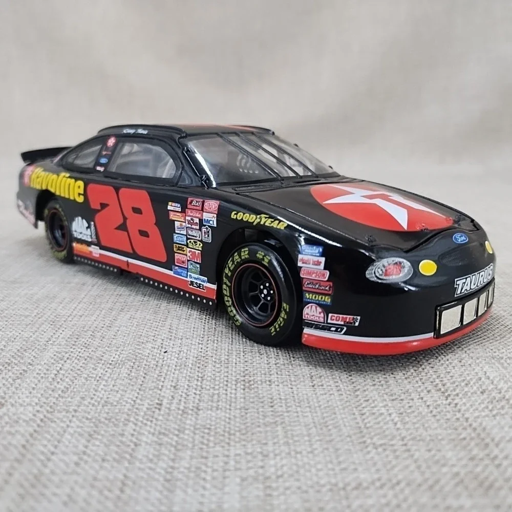 1:24 Action Diecast Nascar 1999 Kenny Irwin #28 Ford Taurus Texaco Mac Tools